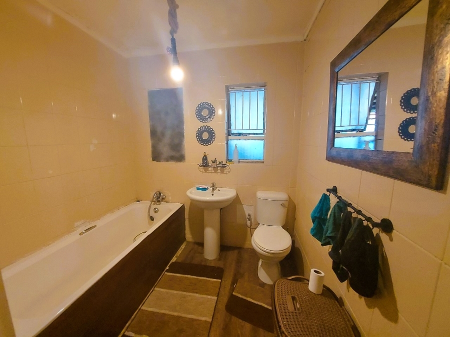 3 Bedroom Property for Sale in Uitsig Free State